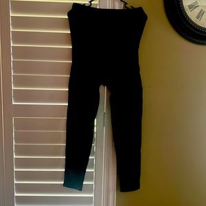 Black XL Blanqi everyday belly support maternity leggings.
